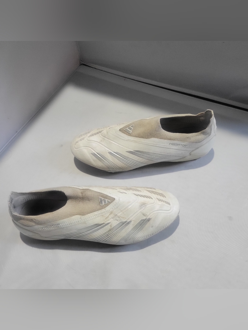 adidas Predator 24 Elite Laceless FG Pearlized Pack - IE1806 Size 10.5 Mens